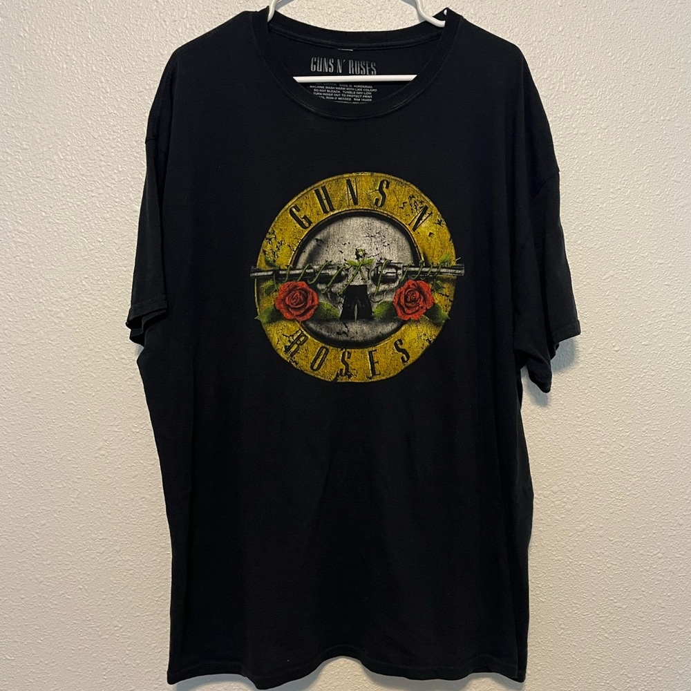 Guns ‘n’ Roses 🌹 Tee Shirt